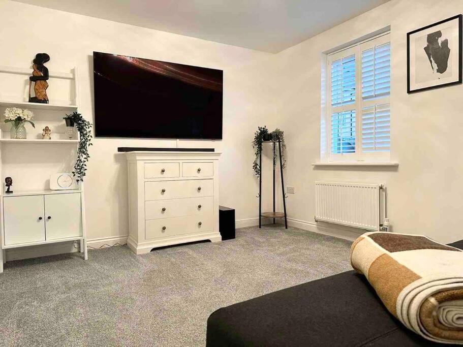 Serene Home Ideally Connected To Central London Bromley Exteriör bild
